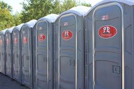 Best Deluxe Portable Toilet Rental  in Oakmont, PA
